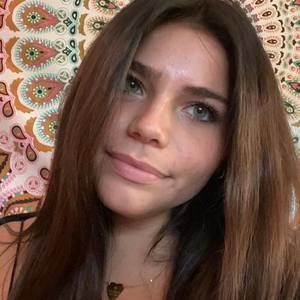 Meet your Posher, Briana